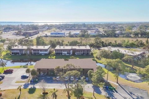 Condominio en venta en Englewood, Florida, 1 dormitorio, 60.11 m2 № 1603002 - foto 1