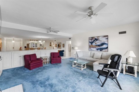 Copropriété à vendre à Orlando, Floride: 2 chambres, 184.32 m2 № 1657310 - photo 13