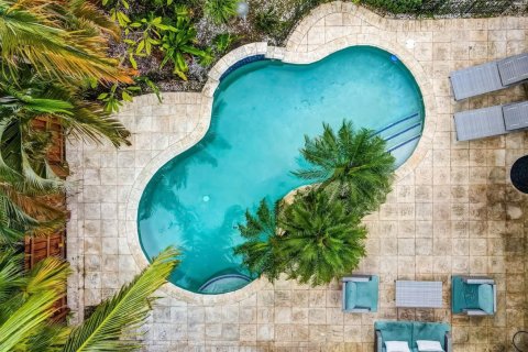 Villa ou maison à vendre à Fort Lauderdale, Floride: 3 chambres, 107.77 m2 № 869492 - photo 1