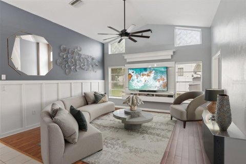House in Spring Hill, Florida 4 bedrooms, 235.51 sq.m. № 1900110 - photo 4