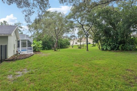 House in Spring Hill, Florida 4 bedrooms, 235.51 sq.m. № 1900110 - photo 30