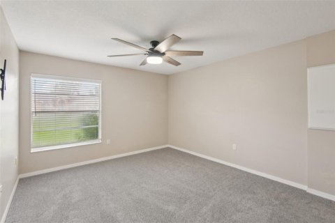 House in Spring Hill, Florida 4 bedrooms, 235.51 sq.m. № 1900110 - photo 20