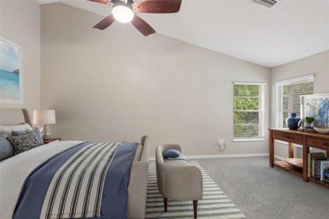 House in Spring Hill, Florida 4 bedrooms, 235.51 sq.m. № 1900110 - photo 13