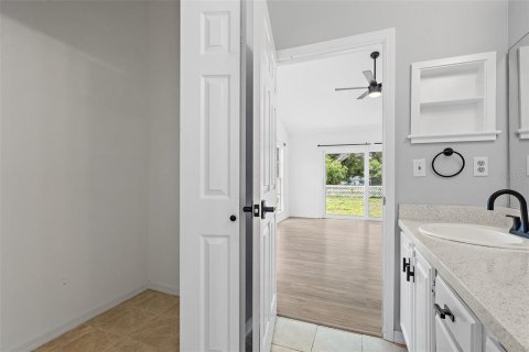 House in Largo, Florida 3 bedrooms, 201.32 sq.m. № 1837691 - photo 16