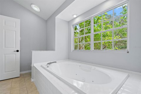 House in Largo, Florida 3 bedrooms, 201.32 sq.m. № 1837691 - photo 13