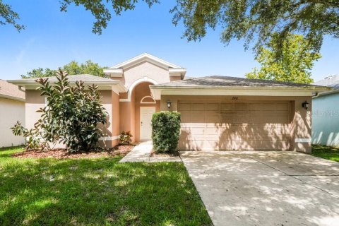 House in Seffner, Florida 3 bedrooms, 140.28 sq.m. № 2427529