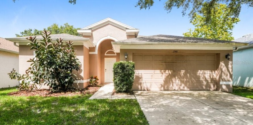House in Seffner, Florida 3 bedrooms, 140.28 sq.m. № 2427529
