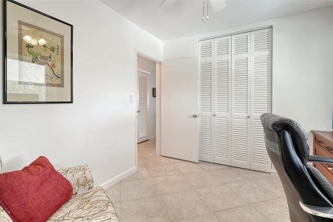 Copropriété à vendre à Sarasota, Floride: 2 chambres, 87.14 m2 № 2413540 - photo 24