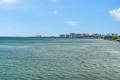 Copropriété à vendre à Sarasota, Floride: 2 chambres, 87.14 m2 № 2413540 - photo 8