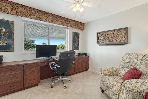 Copropriété à vendre à Sarasota, Floride: 2 chambres, 87.14 m2 № 2413540 - photo 23