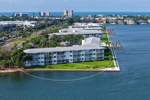 Condo à Sarasota, Floride, 2 chambres  № 2413540