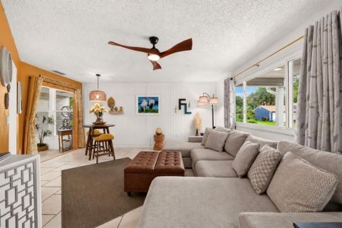 Villa ou maison à vendre à Ocala, Floride: 2 chambres, 96.62 m2 № 2364631 - photo 13
