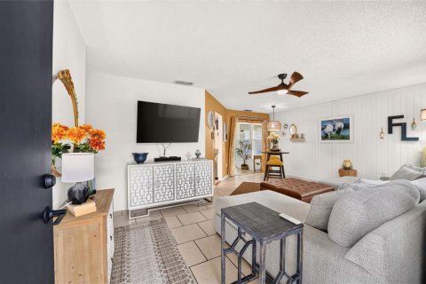 Villa ou maison à vendre à Ocala, Floride: 2 chambres, 96.62 m2 № 2364631 - photo 10