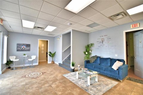 Commercial property in Davenport, Florida 538.83 sq.m. № 2237617 - photo 5