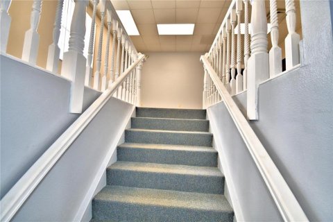 Commercial property in Davenport, Florida 538.83 sq.m. № 2237617 - photo 12