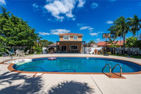Casa en venta en Miami, Florida, 3 dormitorios, 154.4 m2 № 2172580 - foto 28