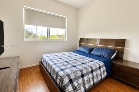 Condo in Doral, Florida, 2 bedrooms № 2252149 - photo 15
