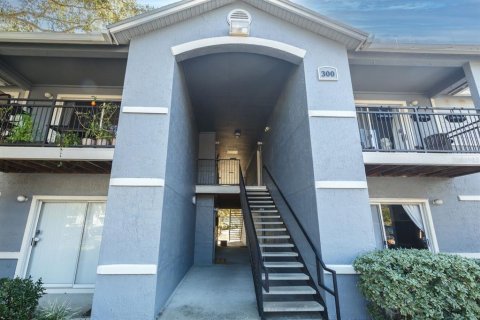 Condo in Gainesville, Florida, 2 bedrooms  № 2213067