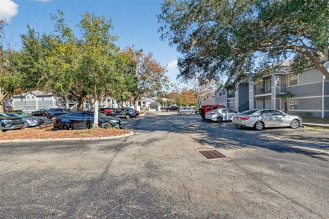Condo in Gainesville, Florida, 2 bedrooms  № 2213067 - photo 21