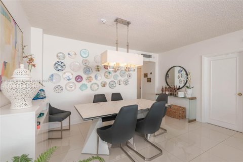 Condominio en venta en Hollywood, Florida, 1 dormitorio, 78.69 m2 № 2020923 - foto 6