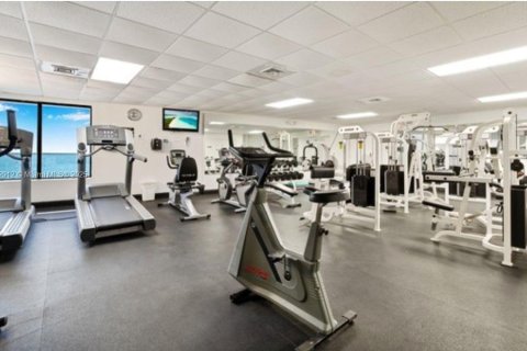 Condominio en venta en Hollywood, Florida, 1 dormitorio, 78.69 m2 № 2020923 - foto 29