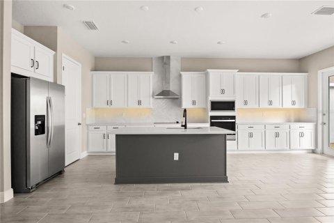 House in Winter Garden, Florida 4 bedrooms, 193.98 sq.m. № 2196938 - photo 5