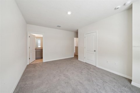 Townhouse in Davenport, Florida 3 bedrooms, 135.92 sq.m. № 1609575 - photo 6