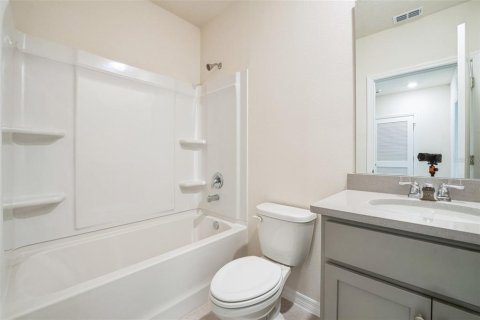 Townhouse in Davenport, Florida 3 bedrooms, 135.92 sq.m. № 1609575 - photo 10