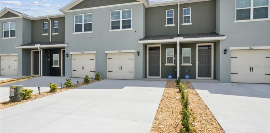 Adosado en Davenport, Florida 3 dormitorios, 135.92 m2 № 1609575