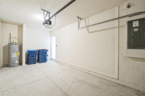 Townhouse in Davenport, Florida 3 bedrooms, 135.92 sq.m. № 1609575 - photo 12