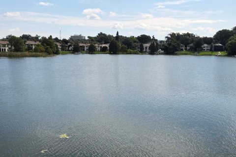 Condominio en venta en Altamonte Springs, Florida, 1 dormitorio, 85.93 m2 № 1907169 - foto 4