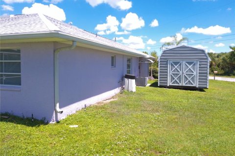 Villa ou maison à vendre à Port Charlotte, Floride: 3 chambres, 146.88 m2 № 2341794 - photo 28
