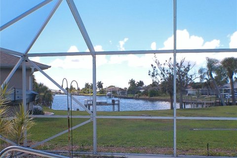 Villa ou maison à vendre à Port Charlotte, Floride: 3 chambres, 146.88 m2 № 2341794 - photo 6