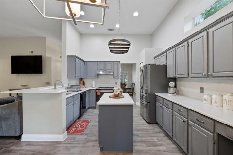 Casa en venta en Orlando, Florida, 4 dormitorios, 183.67 m2 № 1910621 - foto 19