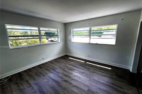 Copropriété à louer à Hollywood, Floride: 2 chambres, 89.19 m2 № 2059147 - photo 11