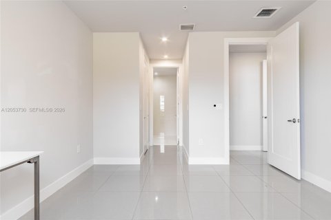 Купить виллу или дом в Дорал, Флорида 3 спальни, 222.87м2, № 2262551 - фото 9