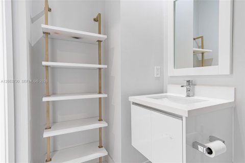 Купить виллу или дом в Дорал, Флорида 3 спальни, 222.87м2, № 2262551 - фото 24