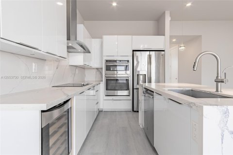 Купить виллу или дом в Дорал, Флорида 3 спальни, 222.87м2, № 2262551 - фото 21