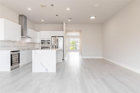 Купить виллу или дом в Дорал, Флорида 3 спальни, 222.87м2, № 2262551 - фото 19