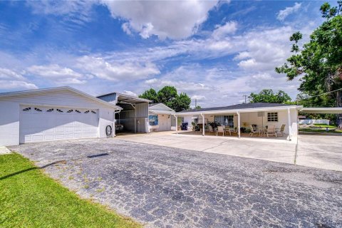 House in Tampa, Florida 3 bedrooms, 96.15 sq.m. № 1656902 - photo 16