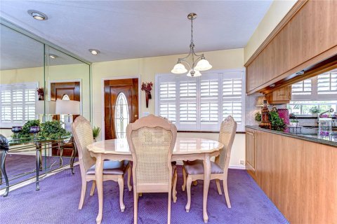 House in Tampa, Florida 3 bedrooms, 96.15 sq.m. № 1656902 - photo 29