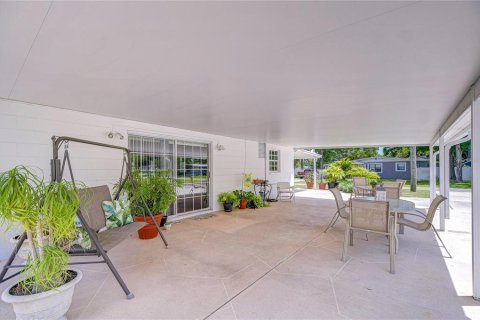 House in Tampa, Florida 3 bedrooms, 96.15 sq.m. № 1656902 - photo 10