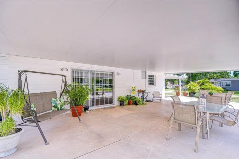 House in Tampa, Florida 3 bedrooms, 96.15 sq.m. № 1656902 - photo 11
