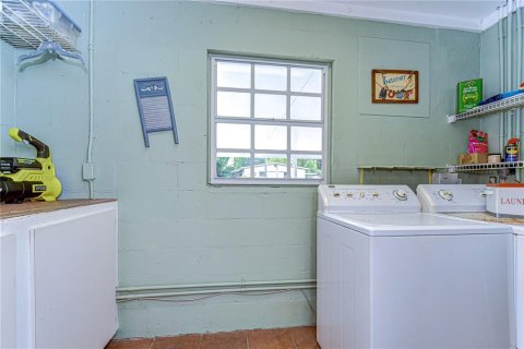 House in Tampa, Florida 3 bedrooms, 96.15 sq.m. № 1656902 - photo 24