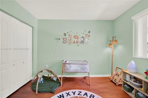 Townhouse in Miami, Florida 3 bedrooms, 139.26 sq.m. № 2002252 - photo 25