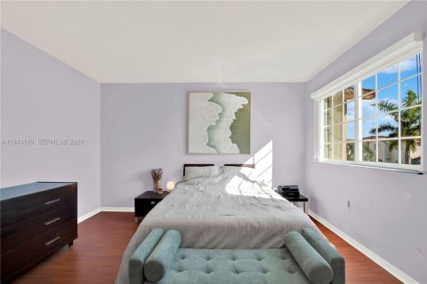 Townhouse in Miami, Florida 3 bedrooms, 139.26 sq.m. № 2002252 - photo 19