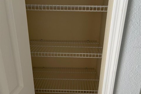 Casa en alquiler en North Port, Florida, 3 dormitorios, 174.19 m2 № 1866511 - foto 24