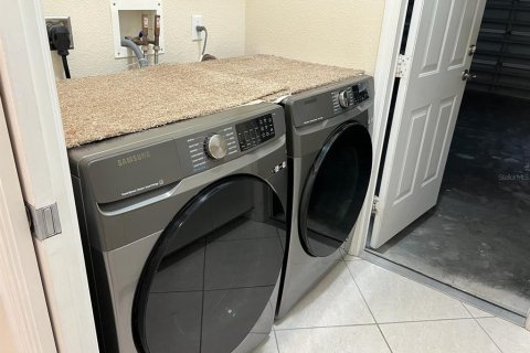 Casa en alquiler en North Port, Florida, 3 dormitorios, 174.19 m2 № 1866511 - foto 19