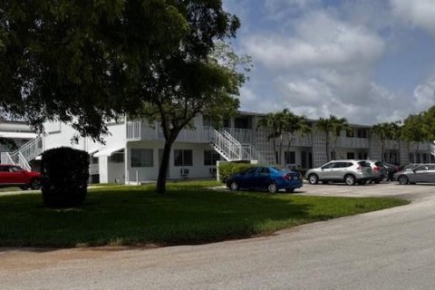 Copropriété à louer à Fort Lauderdale, Floride: 2 chambres, 65.03 m2 № 2275927 - photo 3