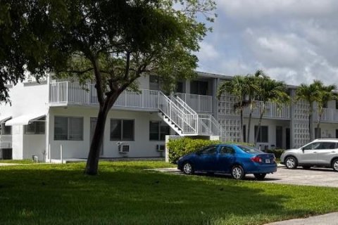 Copropriété à louer à Fort Lauderdale, Floride: 2 chambres, 65.03 m2 № 2275927 - photo 2
